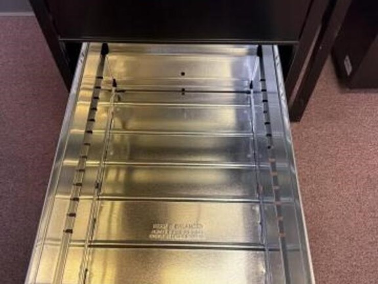 4-drawer-black-filing-cabinet-image-5