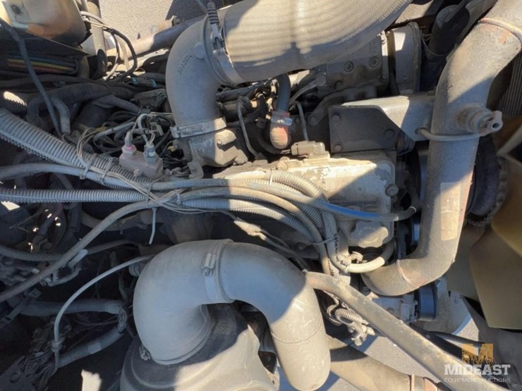 2001-kenworth-t300-image-30