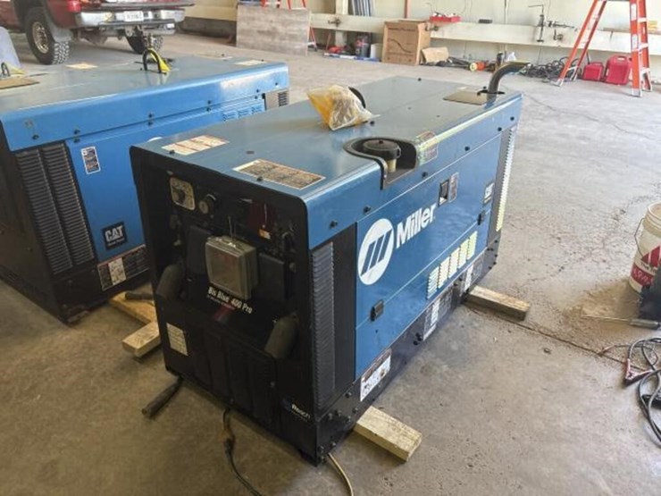 big-blue-400-pro-dc-welding-generator-image-1