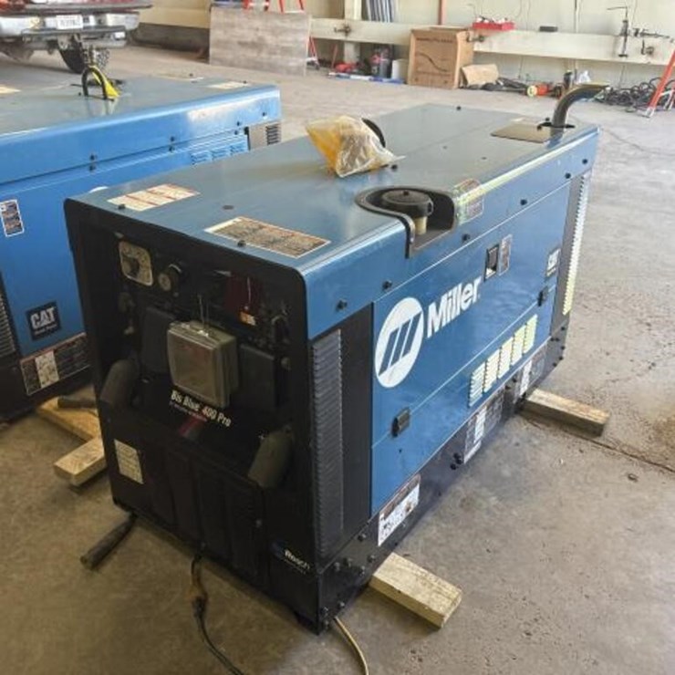 Big Blue 400 Pro DC welding generator