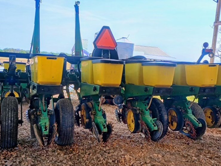 john-deere-7200-image-5
