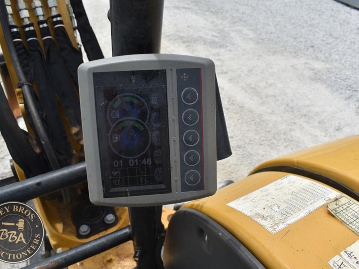 2019-caterpillar-305e2-cr-image-32