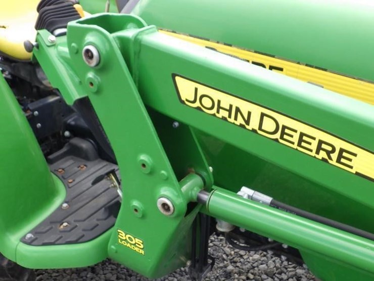 john-deere-3032e-image-18