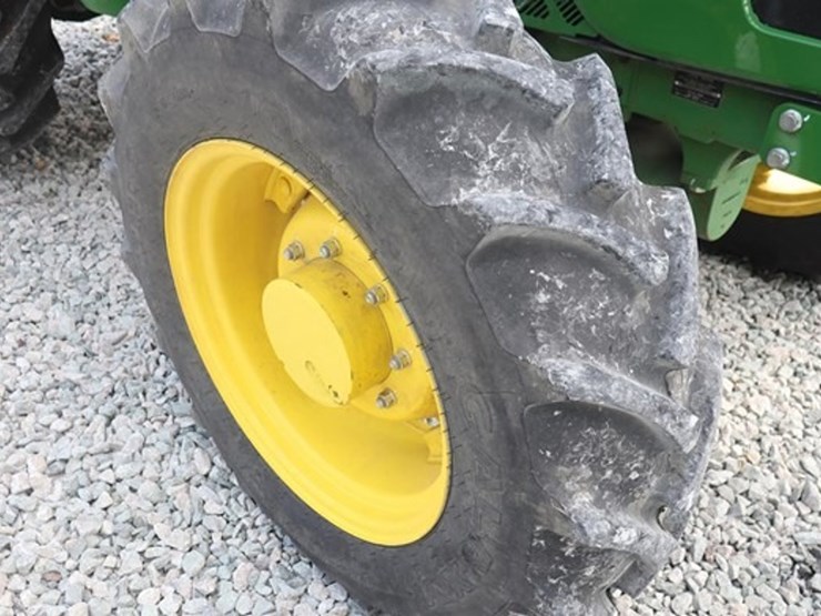 2022-john-deere-5090e-image-13