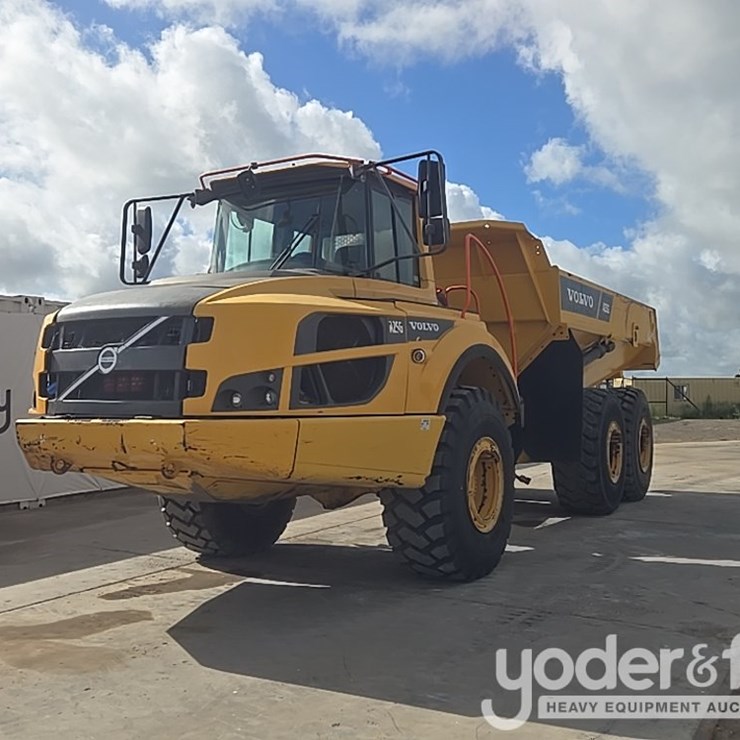 2020 VOLVO A25G