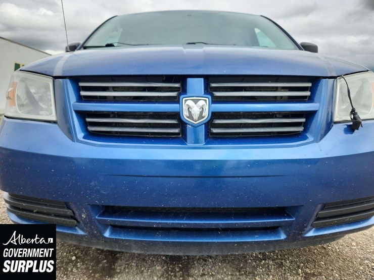 2010-dodge-grand-caravan-se-image-48