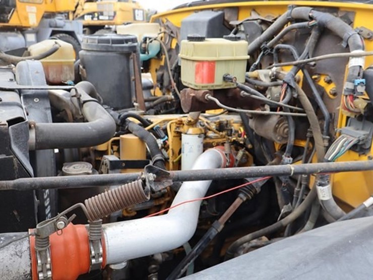 1998-caterpillar-3126-image-13