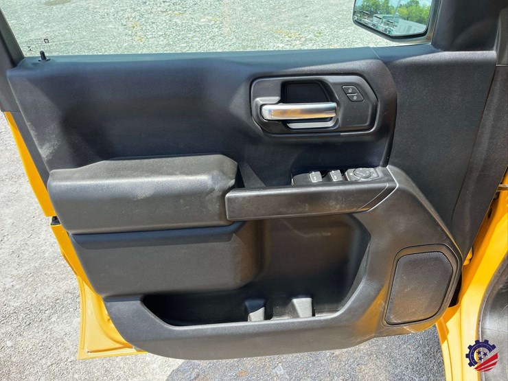 2019-chevrolet-silverado-pickup-truck-image-52