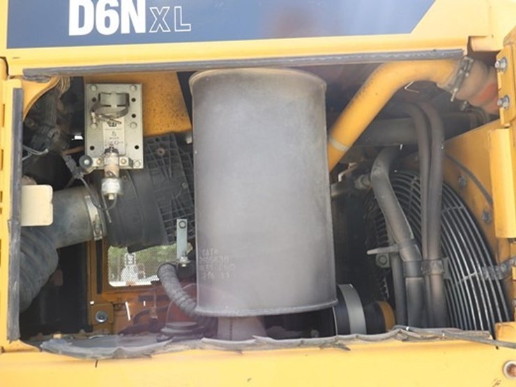 2012-caterpillar-d6n-xl-image-22