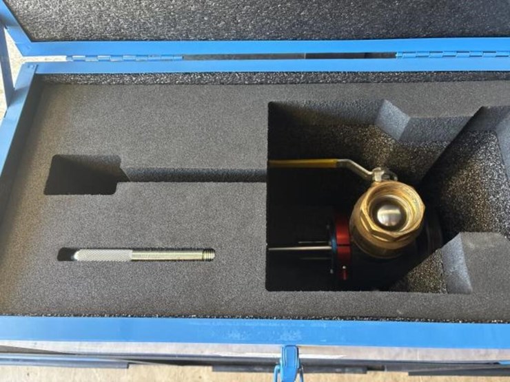 mueller-4–6in-gas-line-tapping-&-stopping-trailer-image-8