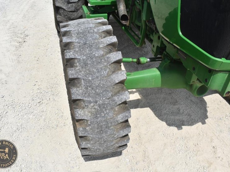 2021-john-deere-5045e-image-22
