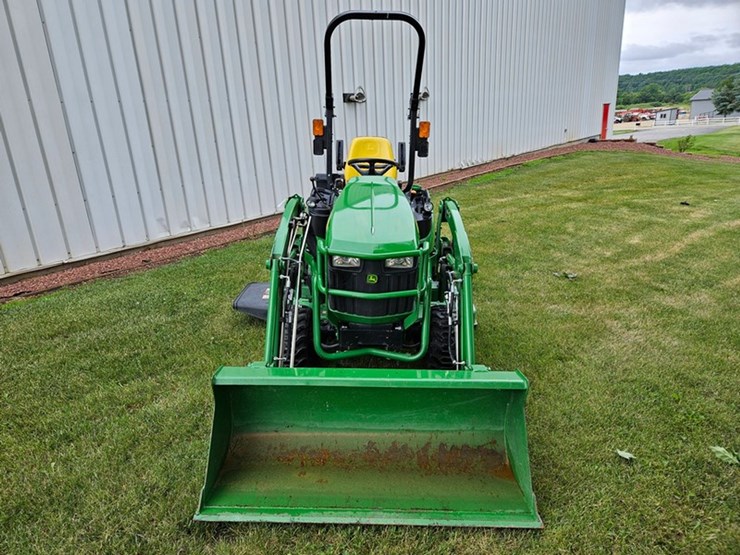 john-deere-1025r-image-8