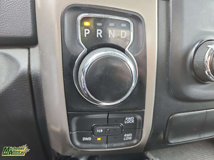 2014-dodge-1500-image-22