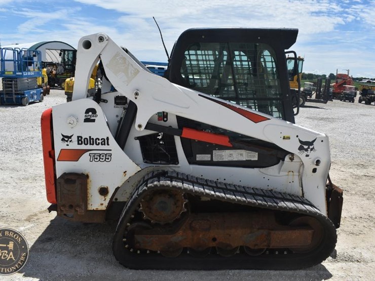 2019-bobcat-t595-image-6