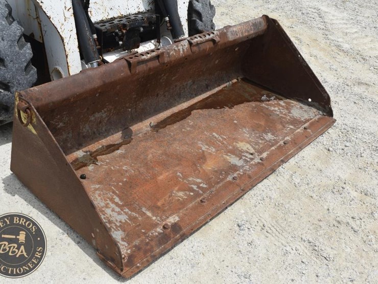 2016-bobcat-s570-image-9