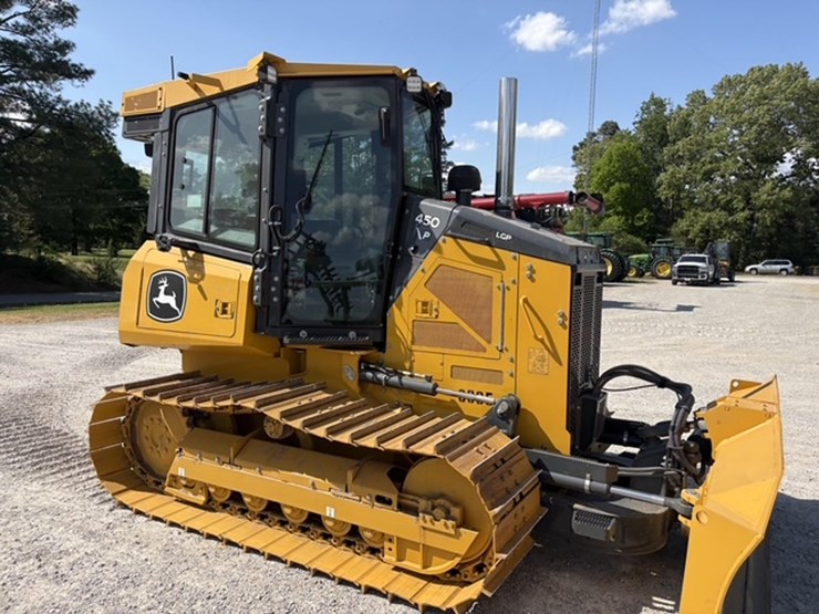 2023-deere-450-p-tier-lgp-image-3