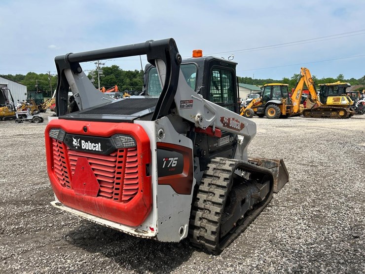 2022-bobcat-t76-image-4