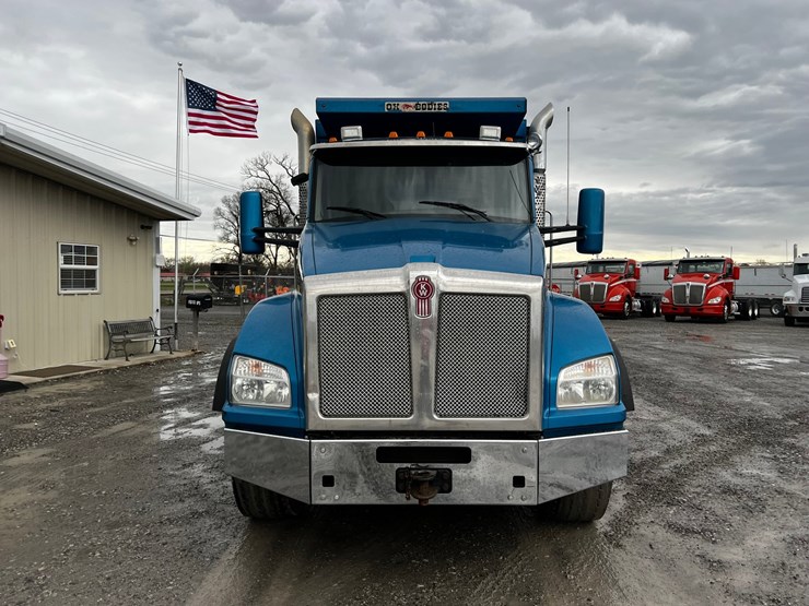2020-kenworth-t880-image-3