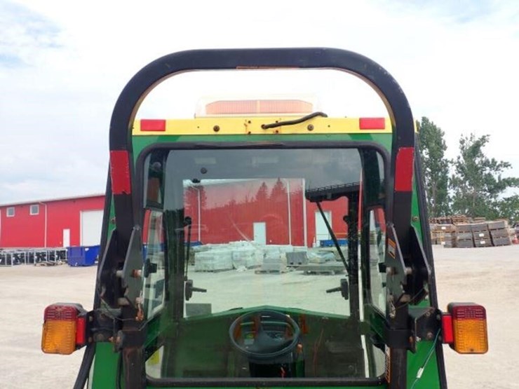 2011-john-deere-1023e-image-21