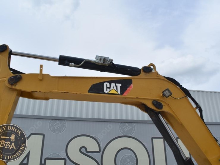 2019-caterpillar-305e2-cr-image-14