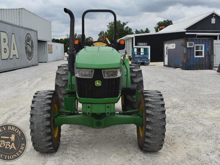 2021-john-deere-5045e-image-8