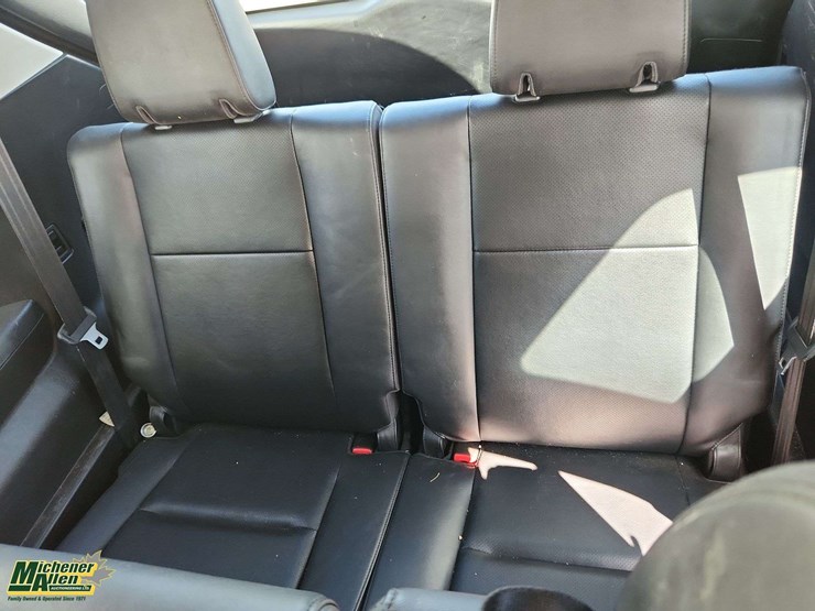 2015-mazda-cx9-image-18