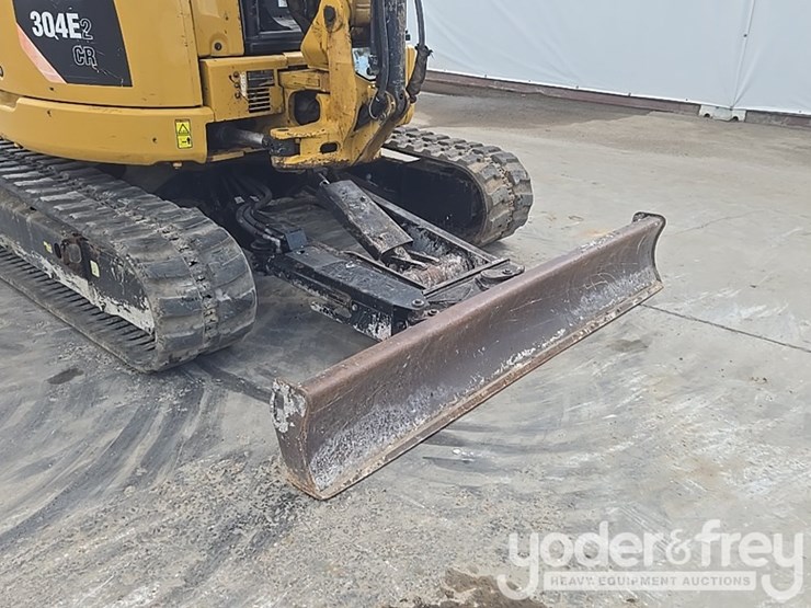 2016-cat-304e2-image-18