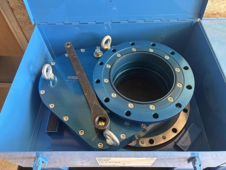 mueller-8in-gas-tapping-trailer-image-25