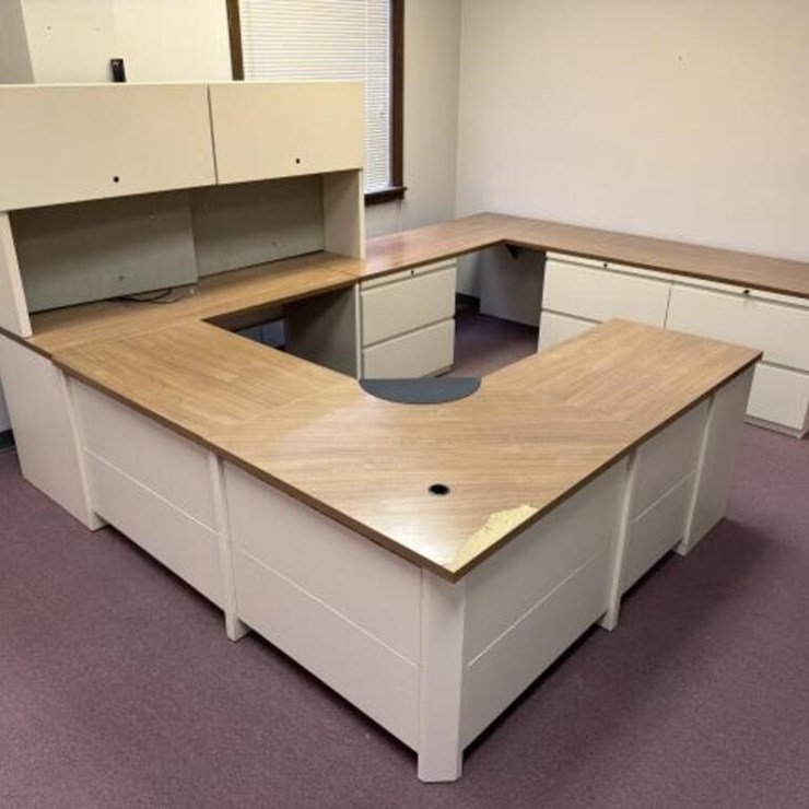 Metal Executive U -Shape Desk, Overhead Hutch a