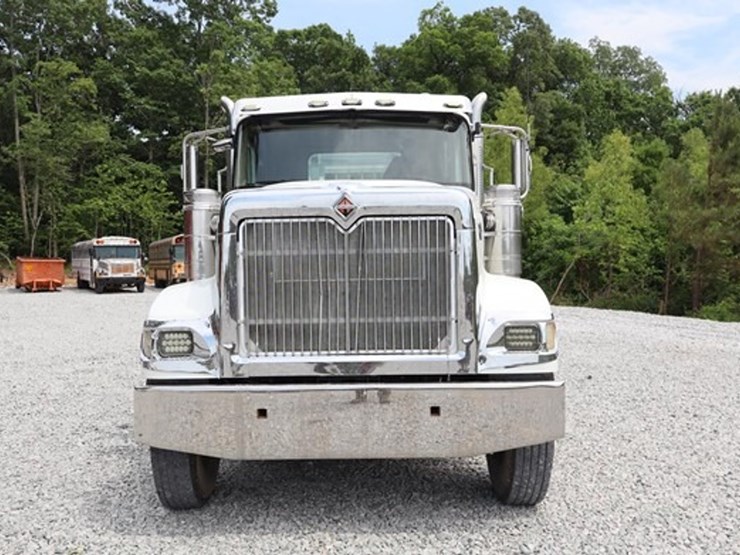 #542-•-2011-international-eagle-day-cab-truck-image-8