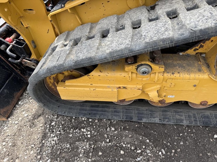 2024-caterpillar-255-image-18