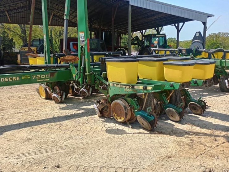 john-deere-7200-image-4