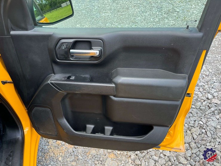 2019-chevrolet-silverado-pickup-truck-image-41