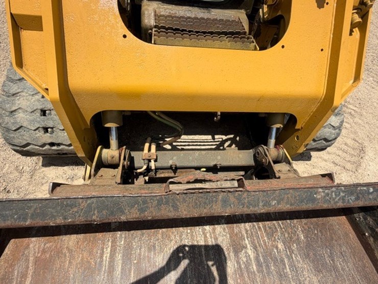 caterpillar-289d-image-24