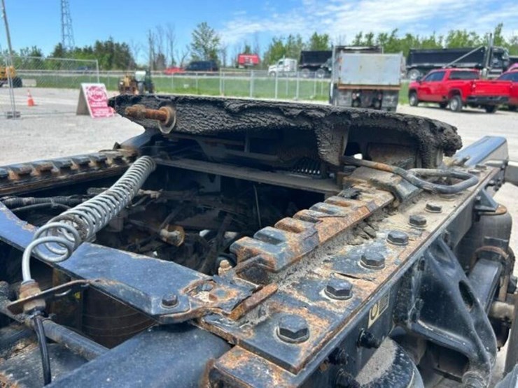 2020-kenworth-t680-image-60