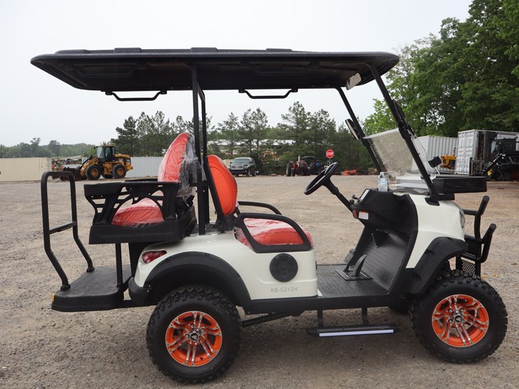 #101-•-4-seater-electric-golf-cart-image-6