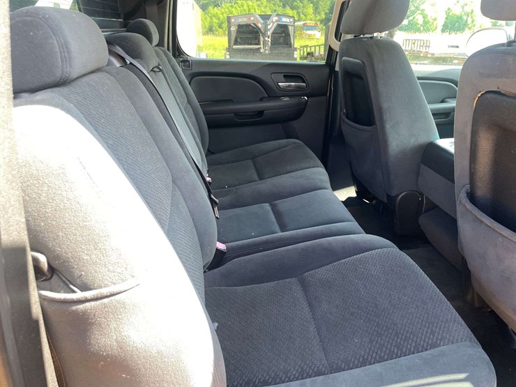 2007-chevrolet-avalanche-ls-image-16