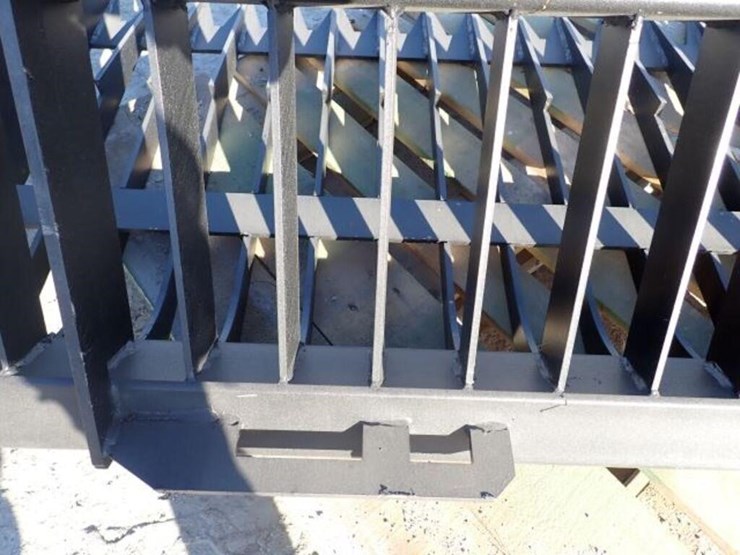 unused-greatbear-66-in.-skid-steer-rock-bucket-image-10