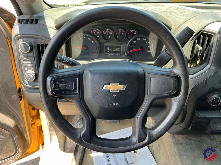 2021-chevrolet-silverado-4x4-pickup-truck-image-64