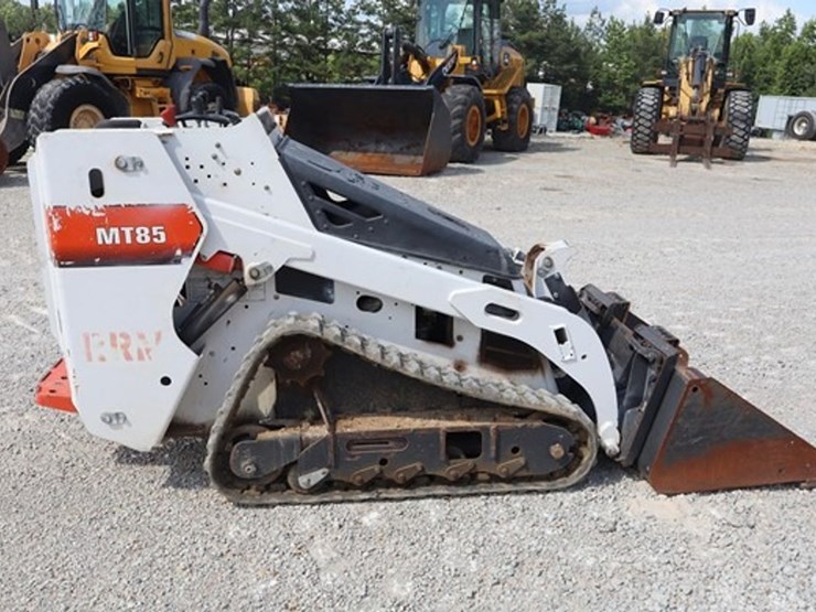 2017-bobcat-mt85-image-6