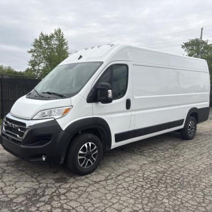 2023 DODGE 3500