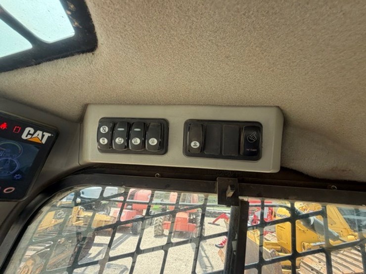 caterpillar-289d-image-55