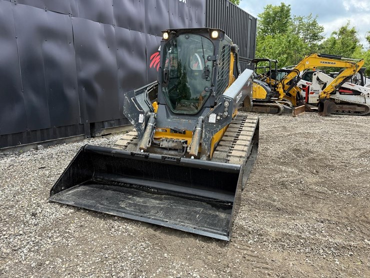 2023-deere-333g-image-8