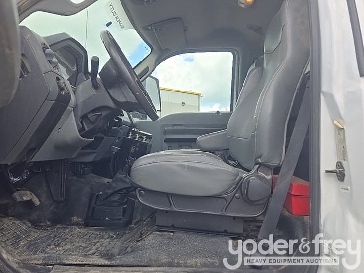 2019-ford-f750-xl-image-46