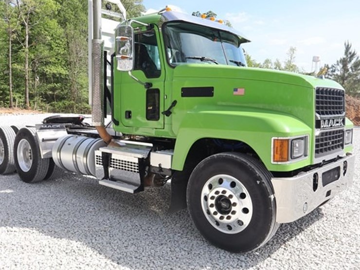 #538-•-2019-mack-pi64t-day-cab-truck-image-7