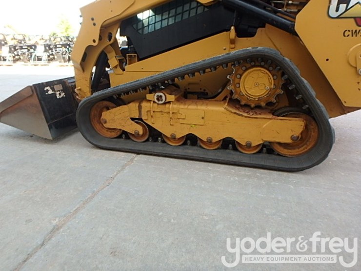 2022-caterpillar-259d3-image-6