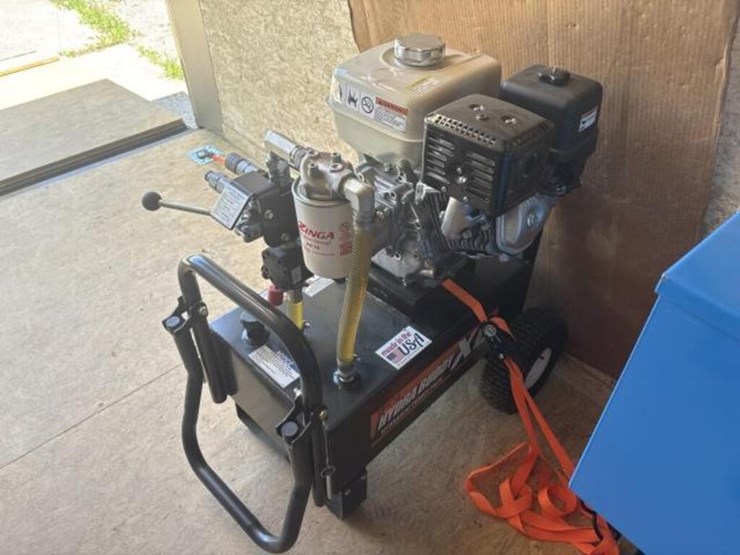 mueller-8in-gas-tapping-trailer-image-15
