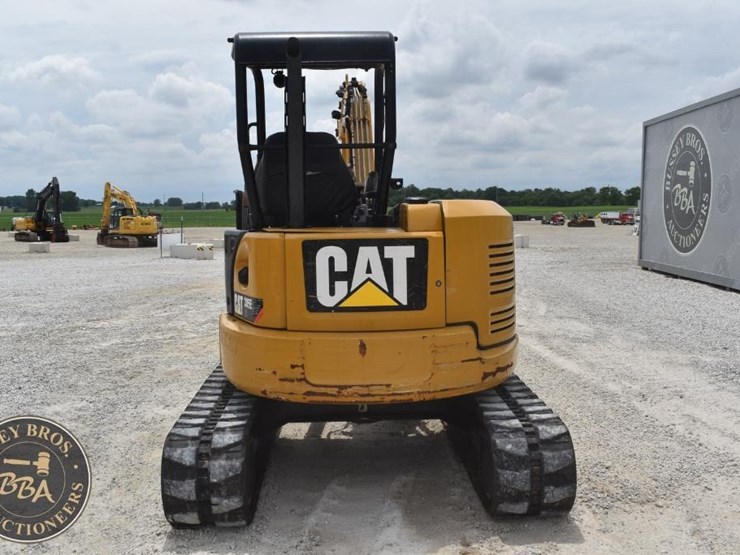 2019-caterpillar-305e2-cr-image-4
