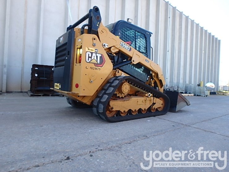 2022-caterpillar-259d3-image-3