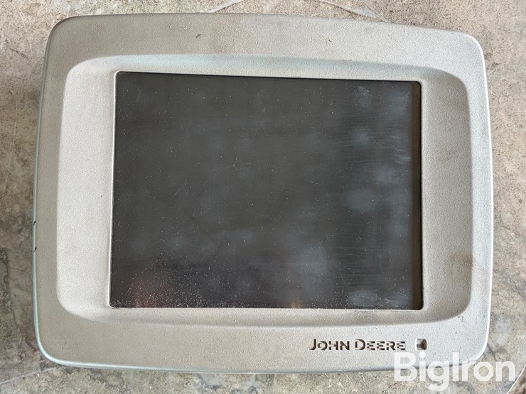 john-deere-2600-image-1